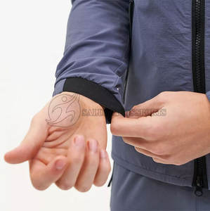 Venta al por mayor XXL Slim Fit High Quality Jogger Pullover Set Transpirable Cargo Chándal Logotipo personalizado para la temporada de primavera Plus XL Gym - Product Image 6