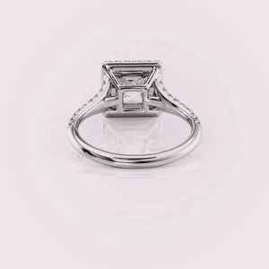 แหวนหมั้นเพชรทรงปรินเซส IGI Certified ประดับเพชร Halo สร้างในห้องปฏิบัติการ ตัวเรือนทองคำ 14K สีโรสโกลด์/เหลือง/ขาว ประดับเพชรแบบ Pave Band - Product Image 4