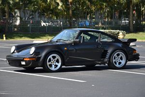 รถ Porsche 911 Turbo Coupe ปี 1982 มือสอง สภาพดี ราคาสุดคุ้ม - Product Image 3