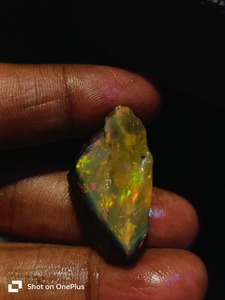 Opale de feu Welo éthiopienne brute, pierre précieuse 100% naturelle, certifiée par un tiers, 10 à 40 carats pour la fabrication et la conception de bijoux - Product Image 4