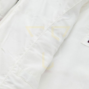 Blouson matelassé léger de qualité supérieure pour homme, design unique, style urbain, tissu tricoté respirant, service OEM pour l'hiver - Product Image 6