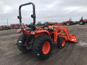 รถแทรกเตอร์ L2502HST 4WD ปี 2024 พร้อมเครื่องยนต์ 70 แรงม้า และเกียร์สำหรับใช้งานในฟาร์ม - Product Image 5