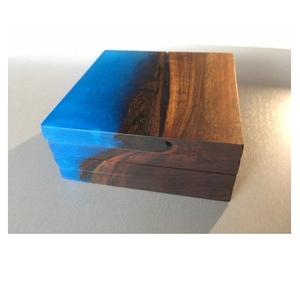 Todo el precio de venta Resina de alta calidad de la mejor calidad para usos domésticos y de oficina Posavasos de resina epoxi de madera de acacia personalizado - Product Image 5