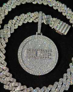 Colgante de calavera de moissanita de corte 3Ct personalizado, Plata de Ley chapada en oro rosa de 14 quilates, estilo hip-hop, letra personalizada, corte princesa - Product Image 3