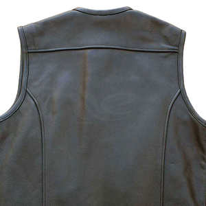 Gilet en cuir coupe-vent pour homme avec fermeture à boutons pour moto, vêtements d'extérieur - Approvisionnement en gros auprès d'un fabricant pakistanais - Product Image 6