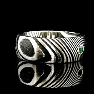 Anillo de boda de acero moderno y elegante hoja de acero de Damasco con hermosa incrustación de piedra hecha a mano para su regalo de compromiso - Product Image 3