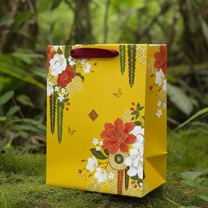 Sac fourre-tout en papier biodégradable et recyclable de haute qualité, finition luxueuse, personnalisé, pour l'emballage de cadeaux d'entreprise, décoration - Product Image 6