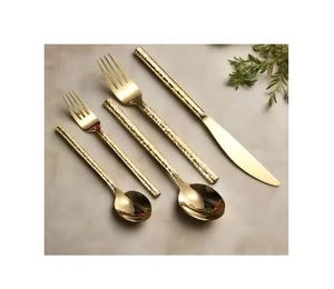 Juego de cubiertos Cubiertos dorados Juego de acero inoxidable Cuchillo Tenedor Cuchara Cubiertos de metal de acero inoxidable 304 para hotel - Product Image 1