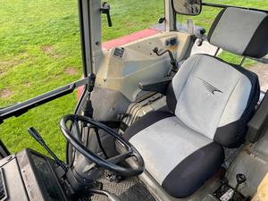 Massey Ferguson 399 con cargador autonivelante Quick 660 en venta - Product Image 6