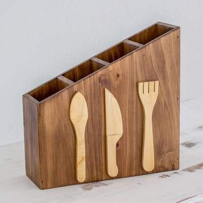 สีน้ำตาล