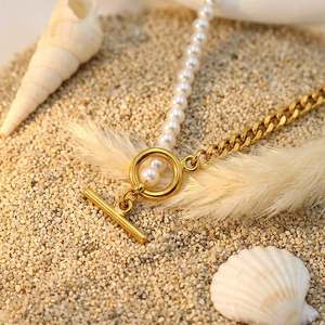 Collier Jeulia Everyday avec chaîne cubaine en or et demi-perles, fermoir à bascule - Product Image 2