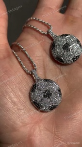 Pendentif de football personnalisé fait à la main, serti de diamants en moissanite noir et blanc, plaqué or blanc sur argent sterling, dernier design - Product Image 3