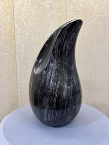 Urnas Funerarias de Aluminio Estilo Americano, Capacidad de 220 Pulgadas Cúbicas, Diseños Personalizables, Tamaños Grande, Mediano y Pequeño, para Cremación - Product Image 5