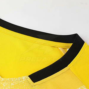 Service OEM Vêtements d'entraînement Uniforme de football Nouveau design Uniforme de football Uniforme de football à bas prix - Product Image 4