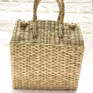 Sac de soirée design fait à la main pour dames Kauna Grass accessoire de plage en paille écologique dans le style de la mode sac à main à motifs exclusif - Product Image 1