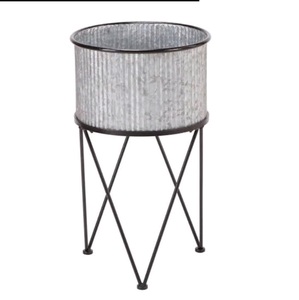 Vente en gros de jardinières personnalisées en métal galvanisé nouveau design pour la décoration de la maison et du jardin jardinières à prix compétitif - Product Image 1