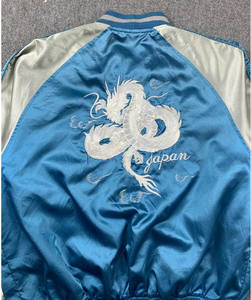 Chaquetas universitarias de bombardero de satén con letras de alta calidad, chaquetas universitarias totalmente personalizadas a la moda para hombres - Product Image 5