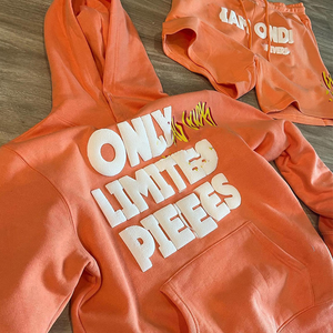 Conjunto de Sudadera con Capucha y Pantalones Cortos Transpirables de Verano para Hombre, Diseño Gráfico Estampado, Dos Piezas, Ropa Casual Urbana, Diseño de Letras Audaces, Cómodo - Product Image 4