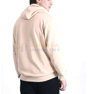 Sudadera con Capucha de Diseñador para Hombre con Estampado Completo para un Estilo Urbano Contemporáneo, Sudadera con Capucha Moderna para Hombre, Mezcla de Algodón Estampada - Product Image 3