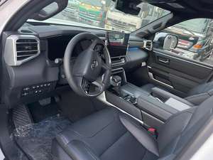 โตโยต้า เซคคอย่า ปี 2024 สภาพดีเยี่ยม ไมล์น้อย - Product Image 6