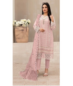 Nouvel arrivage de vêtements indiens et pakistanais de séquences de broderie en fausse georgette Salwar Kameez directement du fournisseur exportateur - Product Image 1