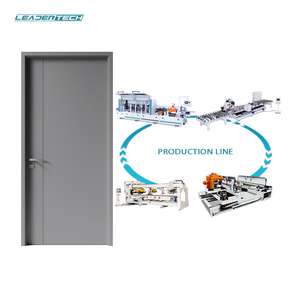 Ligne de production automatique de portes en bois avec machines à scier à pression Machines à router <span class=keywords><strong>et</strong></span> à emballer le bois pour l'assemblage de panneaux de cadre de porte - Product Image 1