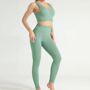 Ensemble de yoga pour femmes en spandex et polyester, vente chaude, nouvelle arrivée, dernier design, ensemble de yoga pour femmes avec MOQ faible - Product Image 2