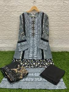 DERNIÈRE CONCEPTEUR FOX GEORGATTE IMPRIMÉ NUMÉRIQUE KURTI-SET - Product Image 3