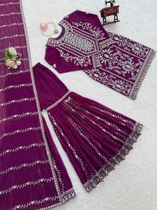 Ensemble Sharara Gharara Kurti en broderie indienne, tissu Georgette, pour occasions spéciales, fête, vêtements ethniques personnalisés - Product Image 4