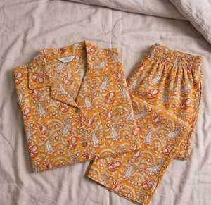 Pijamas de Algodón Puro con Estampado Floral Tejido a Mano, Ropa de Dormir de Verano, Regalo Suave para Ella, Dama de Honor - Product Image 1