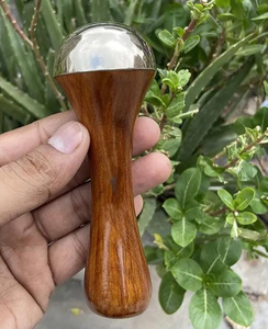 Masajeador Facial de Madera Kansa con Tapa de Bronce para el Cuerpo, Hecho de Madera y Bronce, Precio al por Mayor, Kansa de Doble Cara - Product Image 6