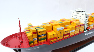 HAPAGG LLOYDD HAMBURG EXPRESS Maquette de bateau en bois Artisanat de haute qualité du Vietnam Livraison rapide pour les occasions de Noël - Product Image 3