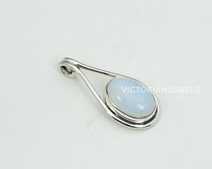 จี้หินออปโทคอสีเงินสเตอร์ลิงพร้อมจี้พลอยโอปอไลต์สีน้ำทึบ925 - Product Image 1