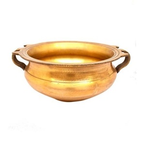 Cuenco de flores de forma redonda de la mejor calidad Urli en latón oro pulido Urli para uso en decoración de exteriores e interiores - Product Image 3