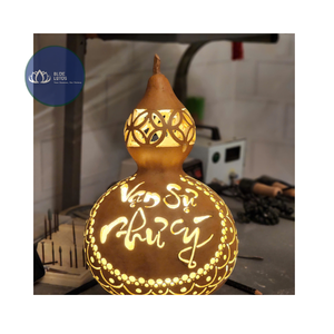 Gourde sculptée décorative de haute qualité – Artisanat durable en calebasse naturelle pour la maison et la présentation sur table - Product Image 2