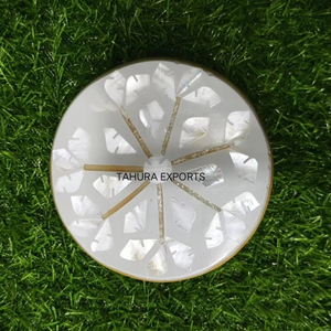 Sous-verres en bois élégants et raffinés en nacre, design classique de qualité supérieure, pour la décoration de table de mariage 2026 - Product Image 1