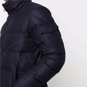 Veste matelassée en polyester 100% pour hommes pour l'hiver à séchage rapide et à bas prix avec tissu en cuir imprimé sur mesure - Product Image 5