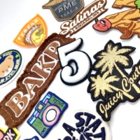 Patchs brodés en chenille écologiques personnalisés avec motif ours, lettre, numéro, monogramme, taille personnalisée pour hommes et femmes, à coudre