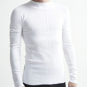 Service disponible Couche de base de golf coupe ajustée personnalisée pour hommes avec logo imprimé ou brodé en spandex extensible dans les 4 sens - Product Image 1