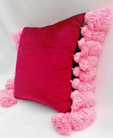 Housses de coussin berbères roses Bubble Gum faites à la main avec pompons carrés en velours cerise coussins pour la décoration de la maison ou de l'hôtel