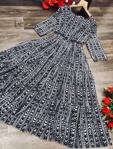 Tela de Georgette con estampado Floral, maxivestido de fiesta Anarkali con cinturón lateral, aspecto occidental, 2022 - Product Image 5