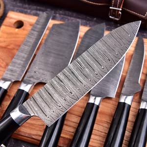 Juego de cuchillos de Damasco al por mayor de alta calidad con bajo MOQ, juego de 7 piezas con remaches exquisitos y funda de cuero para cocina, en venta. - Product Image 5