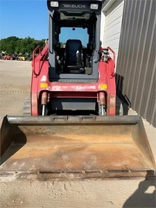 El superventas 2012 TAKEUCHI TL12 CE EPA Aprobado Farm Skid Steer Loader Tecnología innovadora Sin problemas y fuerte - Product Image 4