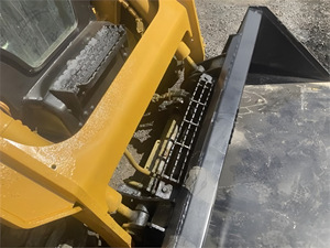 Rendimiento perfecto 2018 Caterpillar 232D Skid Steer Loader Listo para enviar Motor diésel Maquinaria más vendida Skid Steer Loader - Product Image 4