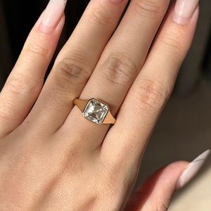 Anillo de moissanita de 2 quilates de compromiso para mujer de alta calidad en oro blanco/amarillo/rosa de 14K al por mayor y precio más barato - Product Image 1