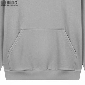 Pull à capuche imprimé en détresse à la mode pour hommes 100% coton biologique doux Durable tissu bouffant impression pour le confort quotidien - Product Image 3
