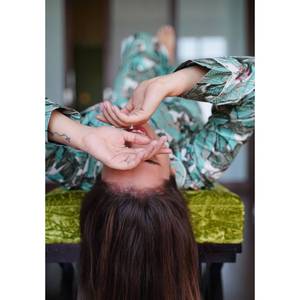 ชุดนอนลายใบตองอินเดีย ชุดนอนผ้าฝ้ายลายดอกสีเขียวอมเทา เอวยางยืด ติดกระดุม ไซส์ ODM XS ถึง 3XL สำหรับเพื่อนเจ้าสาว - Product Image 1