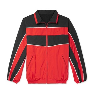 Veste coupe-vent d'extérieur imprimée personnalisée en usine veste de pluie compressible légère à doublure en maille pour hommes - Product Image 1