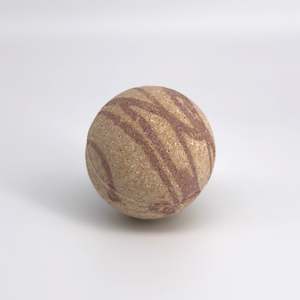 Bombas de Baño Orgánicas Hechas a Mano, Colección Sweater Weather, con Aromas de Leche, Rosa, Lavanda y Coco, Hidratantes, Servicio OEM - Product Image 1