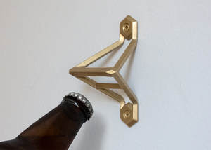 Abrebotellas multifunción ecológico de latón moderno hecho a mano clásico para decoración del hogar y encimera de Bar - Product Image 4